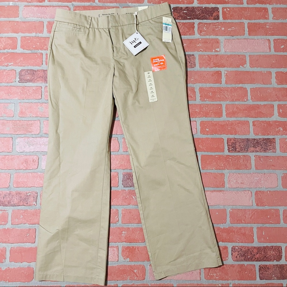 Woman's Docker Pants  NWT | 16W
